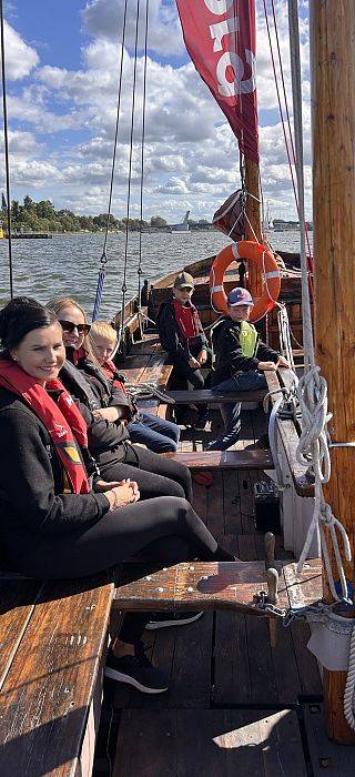 Obraz stacjonarny obóz młodzieżowy